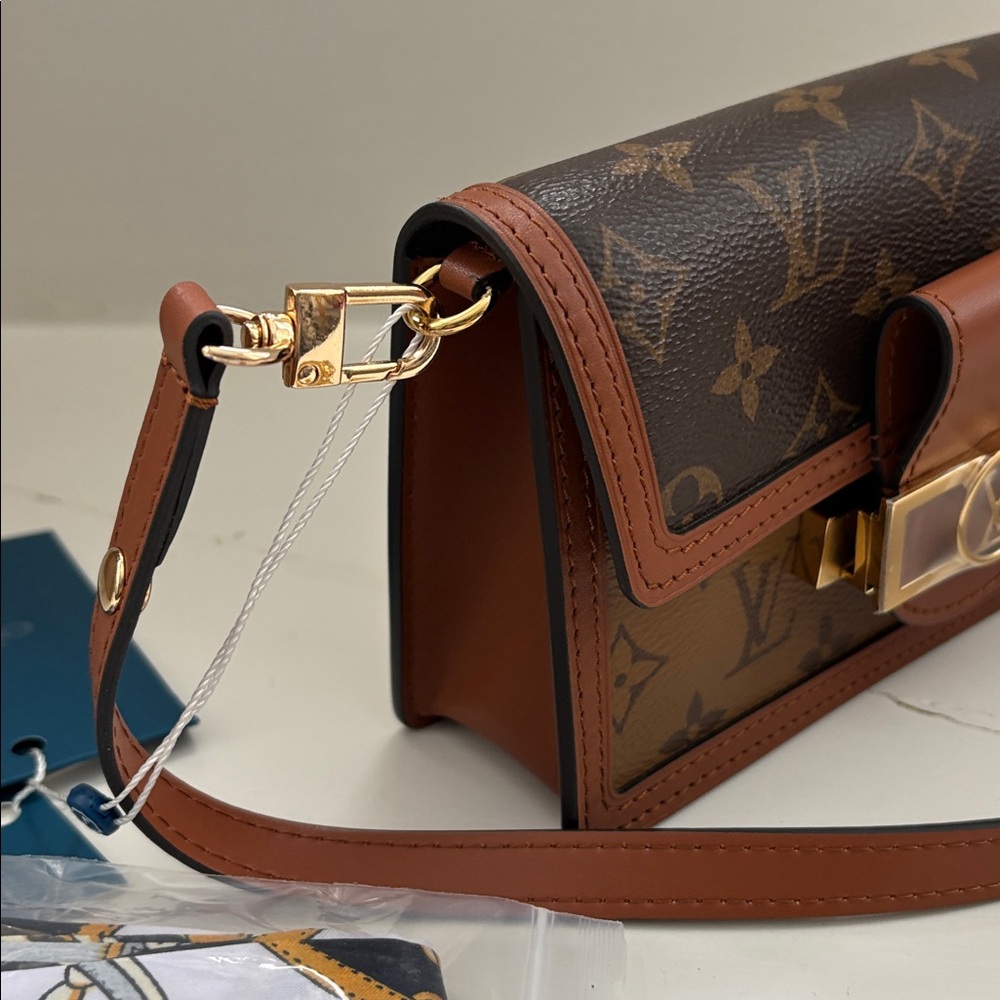 Louis Vuitton Dauphine Brown and Tan WOC / cross body - gorgeous! - Picture 9 of 9